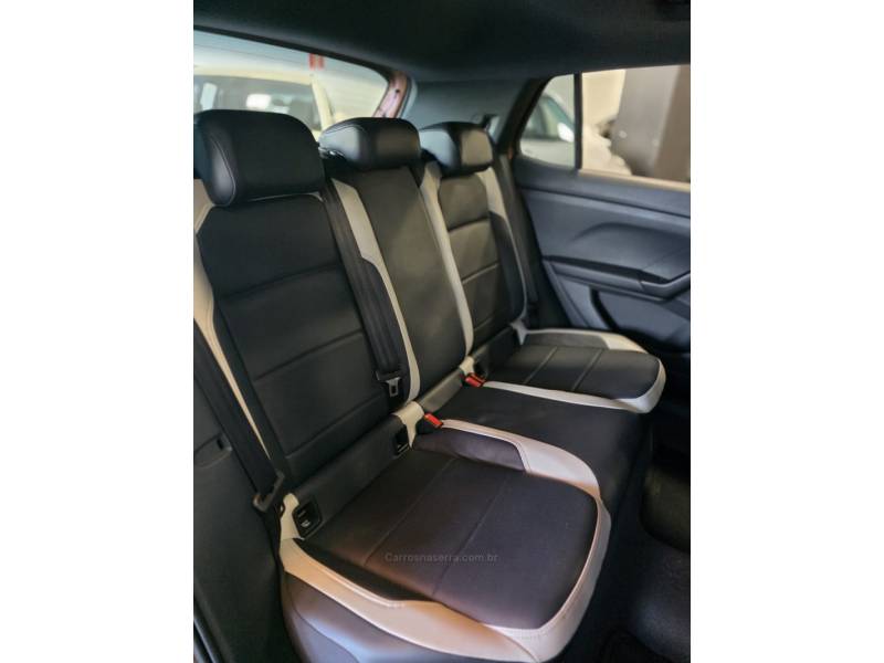 VOLKSWAGEN - T-CROSS - 2019/2020 - Laranja - R$ 115.900,00