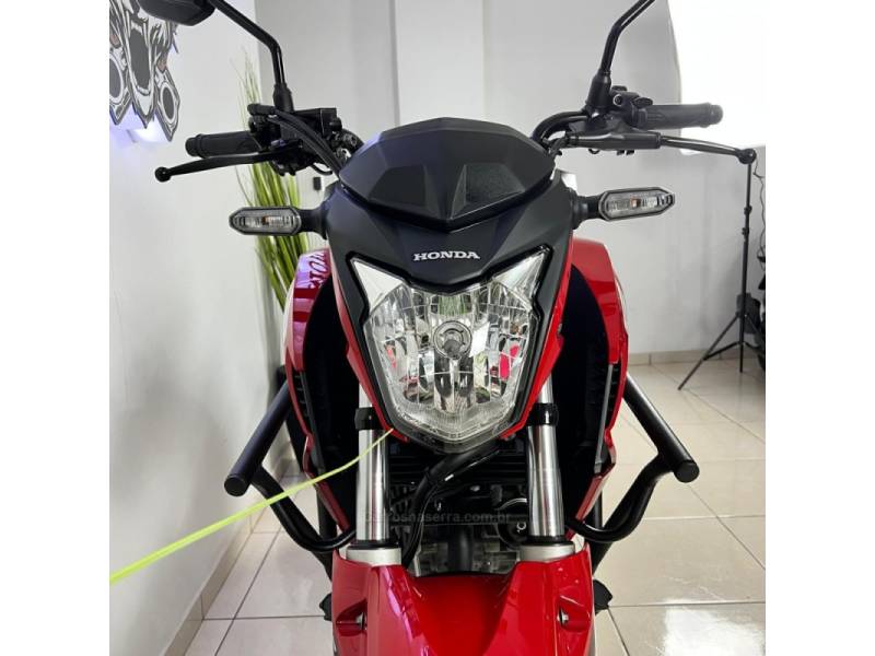 HONDA - CB 250F TWISTER - 2022/2022 - Vermelha - R$ 22.900,00