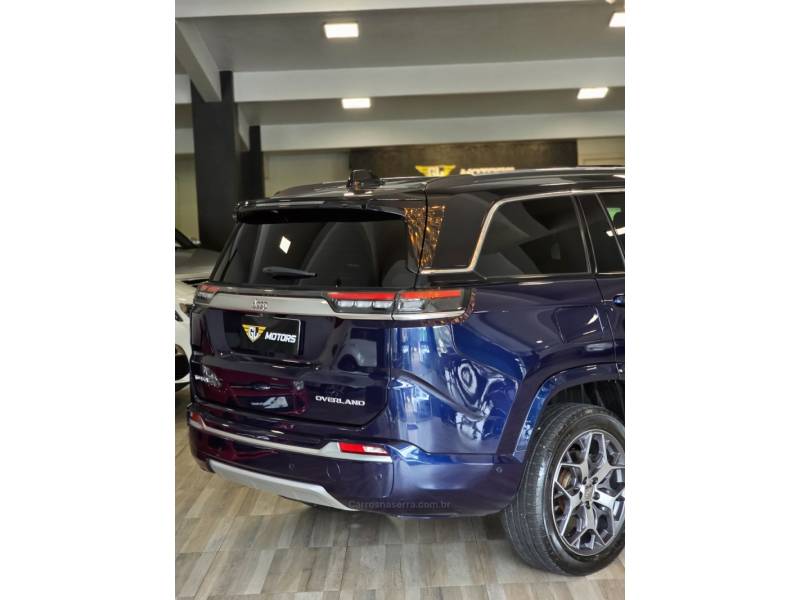 JEEP - COMMANDER - 2023/2023 - Azul - R$ 198.900,00
