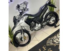 HONDA - XRE 300 - 2017/2017 - Verde - R$ 24.900,00