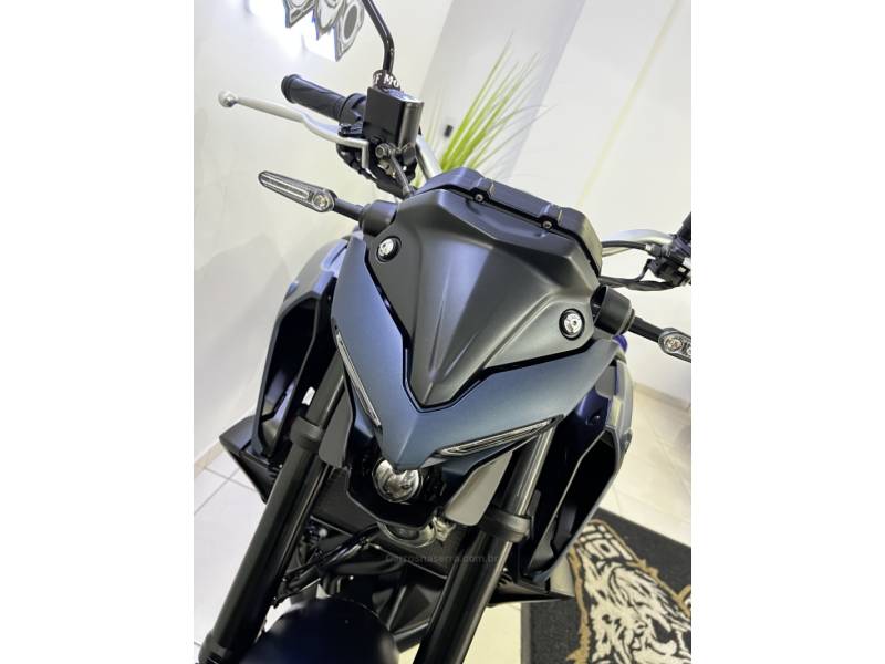 YAMAHA - MT - 2023/2024 - Azul - R$ 33.900,00