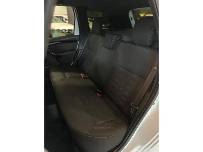 RENAULT - DUSTER - 2017/2018 - Branca - R$ 70.900,00