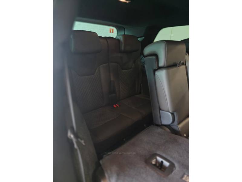 JEEP - COMMANDER - 2023/2023 - Azul - R$ 198.900,00