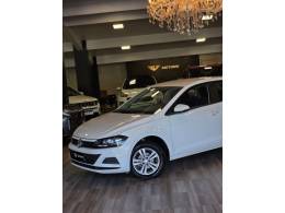 VOLKSWAGEN - POLO - 2018/2019 - Branca - R$ 67.900,00