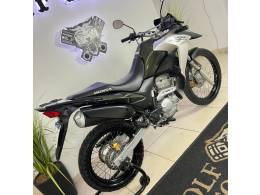 HONDA - XRE 300 - 2017/2017 - Verde - R$ 24.900,00
