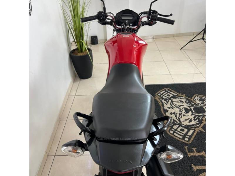 HONDA - CG 160 - 2021/2022 - Vermelha - R$ 16.500,00