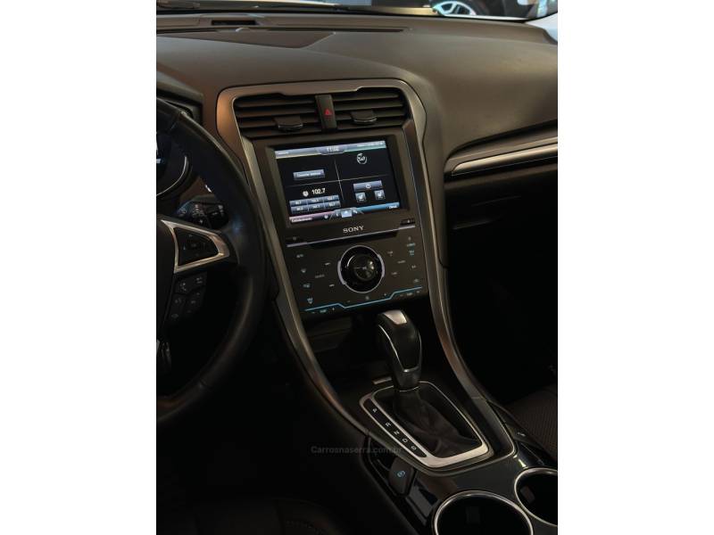 FORD - FUSION - 2013/2013 - Branca - R$ 77.900,00