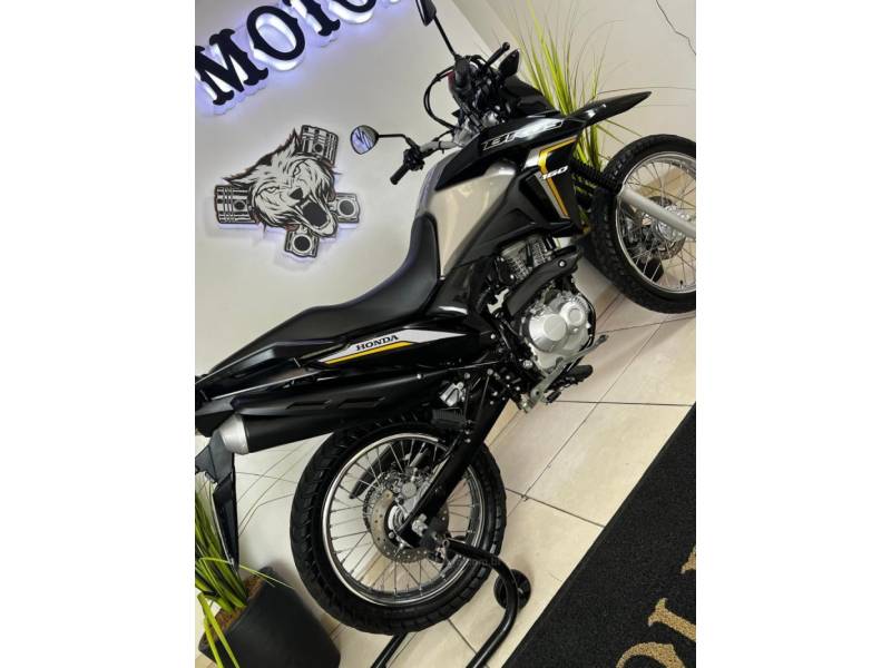 HONDA - NXR 160 - 2022/2023 - Preta - R$ 21.900,00