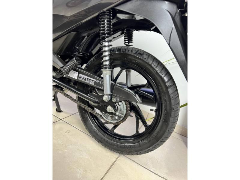HONDA - BIZ 125 - 2020/2020 - Cinza - R$ 15.900,00