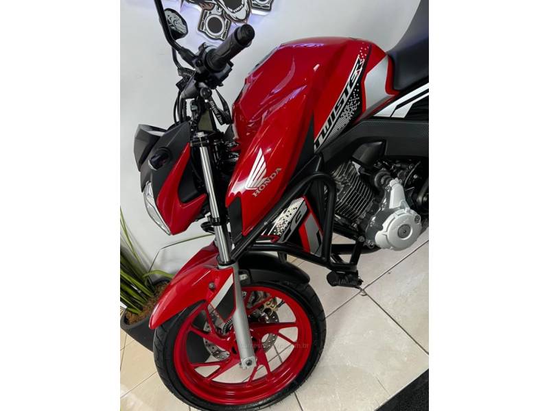 HONDA - CB 250F TWISTER - 2021/2021 - Vermelha - R$ 21.900,00