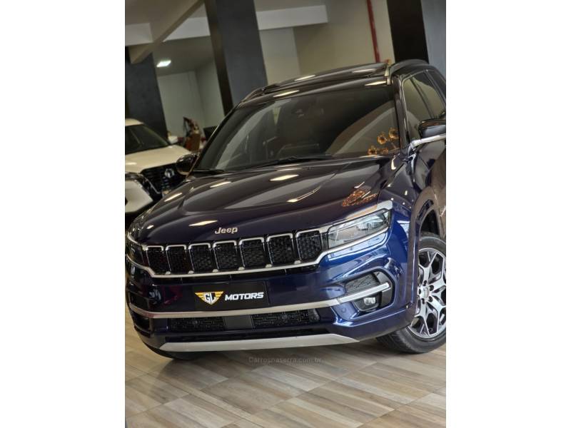 JEEP - COMMANDER - 2023/2023 - Azul - R$ 198.900,00