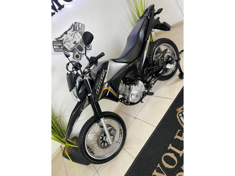 HONDA - NXR 160 - 2022/2023 - Preta - R$ 21.900,00
