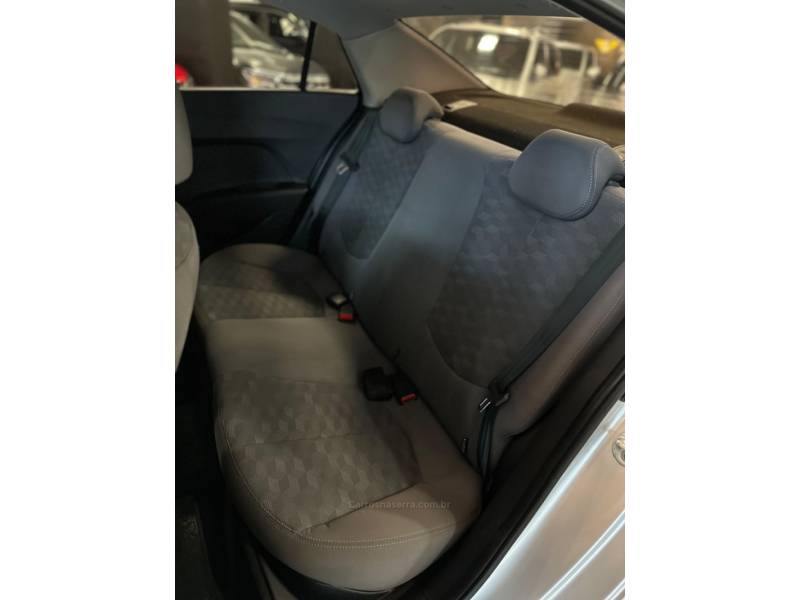 HYUNDAI - HB20S - 2016/2016 - Prata - R$ 59.900,00