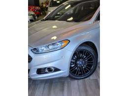 FORD - FUSION - 2014/2015 - Prata - R$ 85.900,00