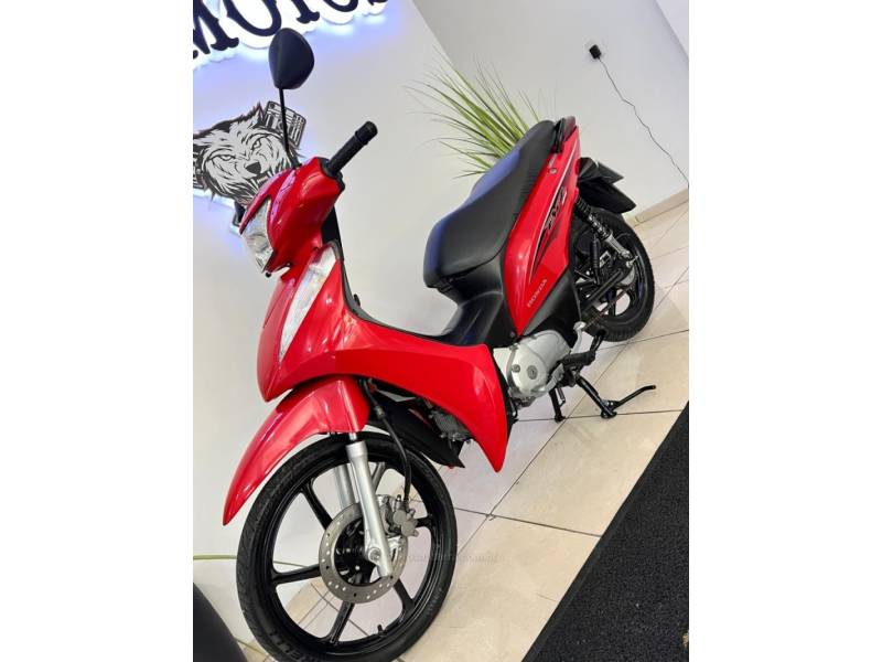 HONDA - BIZ 125 - 2016/2016 - Vermelha - R$ 12.900,00