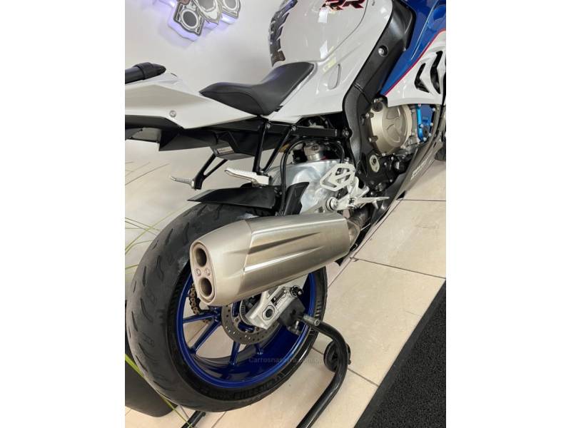 BMW - S 1000 - 2015/2016 - Branca - R$ 74.900,00