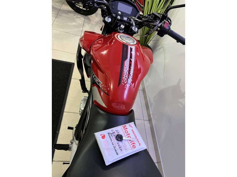 HONDA - CB 250F TWISTER - 2021/2021 - Vermelha - R$ 21.900,00