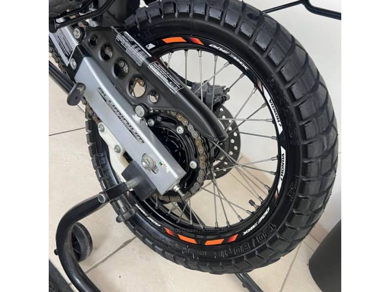 HONDA - XRE 300 - 2019/2019 - Verde - R$ 28.900,00