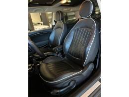 MINI - COOPER - 2010/2011 - Branca - R$ 77.900,00