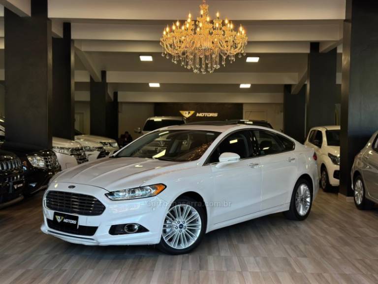 FORD - FUSION - 2013/2013 - Branca - R$ 77.900,00
