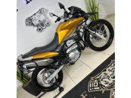 HONDA - XRE 300 - 2011/2011 - Amarela - R$ 18.900,00