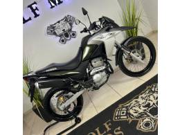 HONDA - XRE 300 - 2017/2017 - Verde - R$ 24.900,00