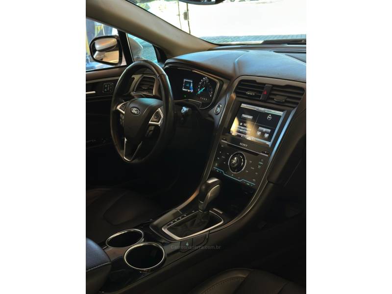 FORD - FUSION - 2013/2013 - Branca - R$ 77.900,00