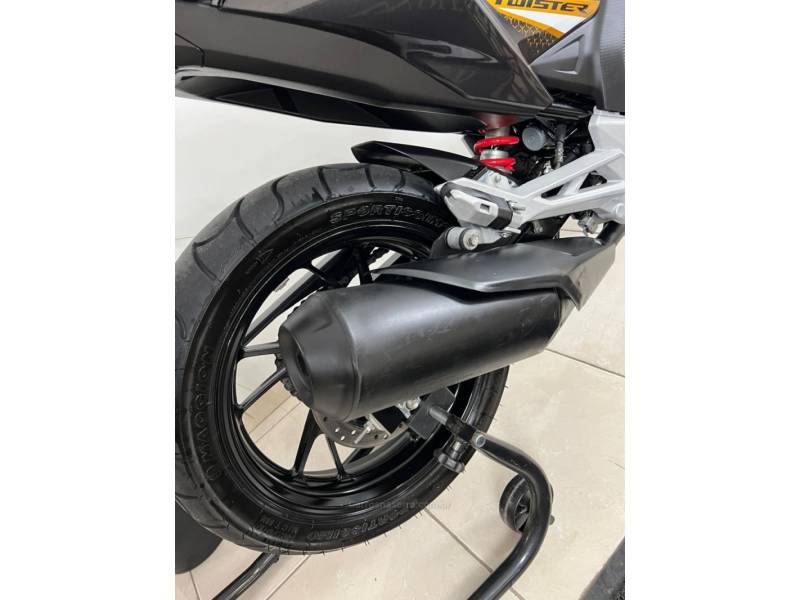 HONDA - CB 250F TWISTER - 2019/2020 - Amarela - R$ 20.900,00