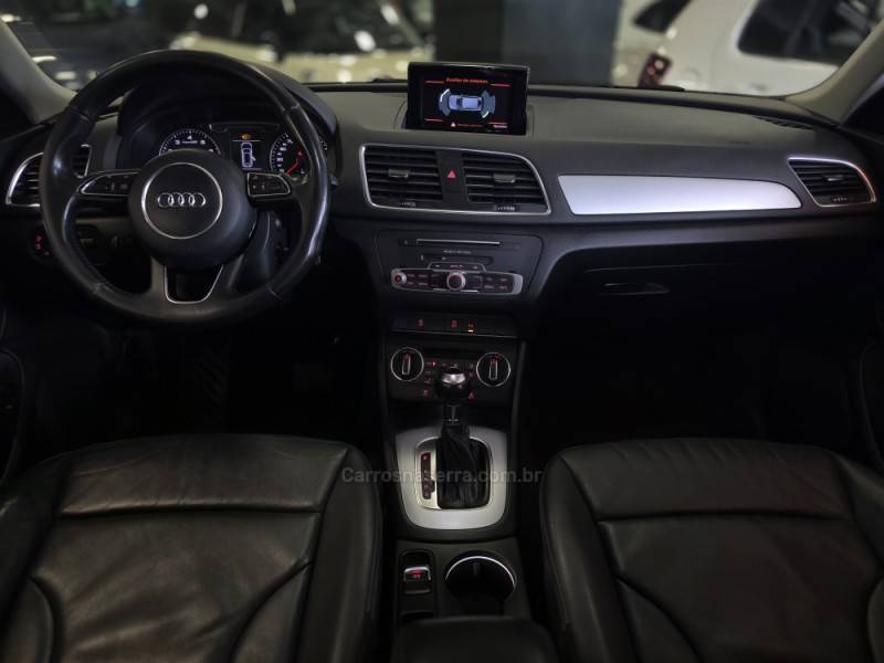 AUDI - Q3 - 2016/2017 - Branca - R$ 102.900,00