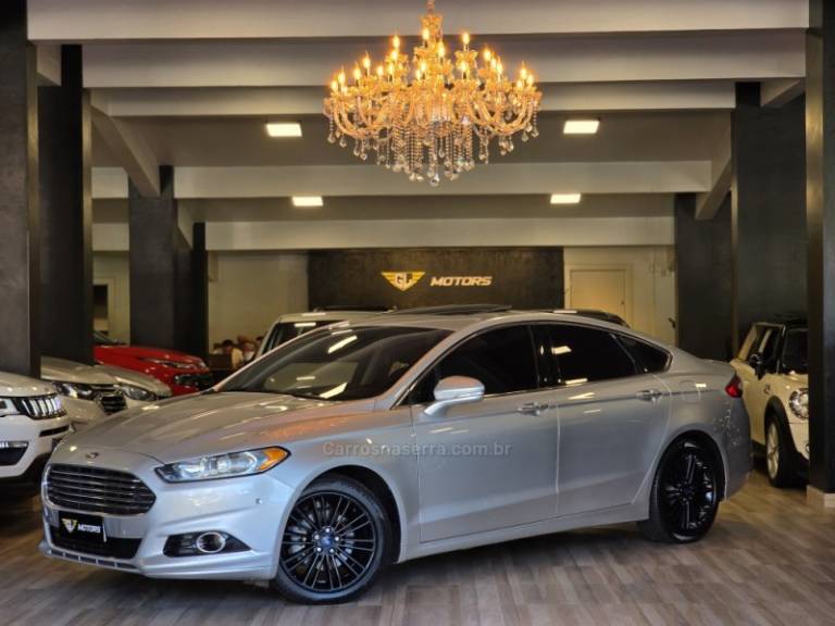 FORD - FUSION - 2014/2015 - Prata - R$ 85.900,00