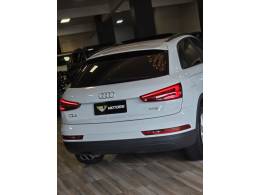 AUDI - Q3 - 2016/2017 - Branca - R$ 102.900,00