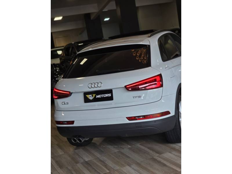 AUDI - Q3 - 2016/2017 - Branca - R$ 102.900,00