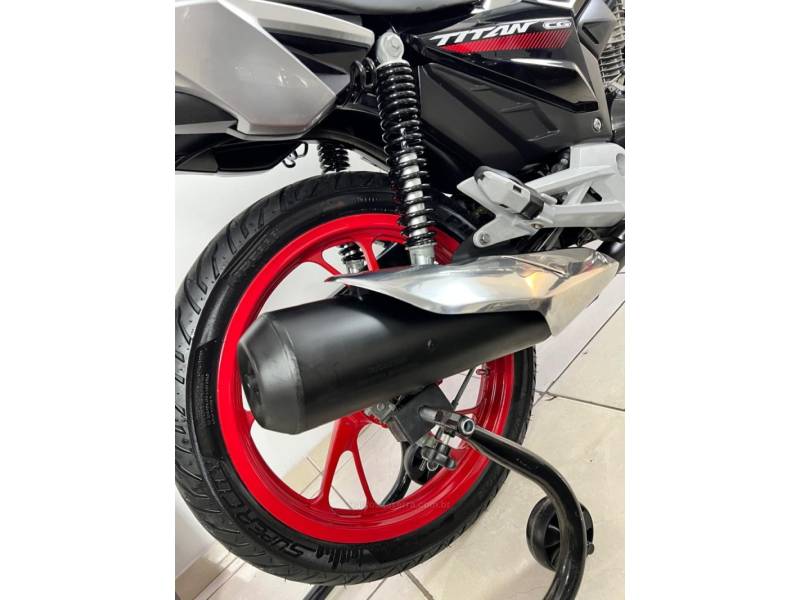 HONDA - CG 160 - 2022/2023 - Prata - R$ 19.900,00