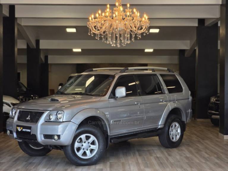 MITSUBISHI - PAJERO SPORT - 2007/2008 - Prata - R$ 63.900,00
