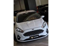 FORD - FIESTA - 2018/2018 - Branca - R$ 59.900,00