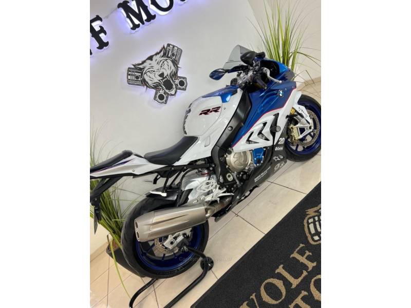 BMW - S 1000 - 2015/2016 - Branca - R$ 74.900,00