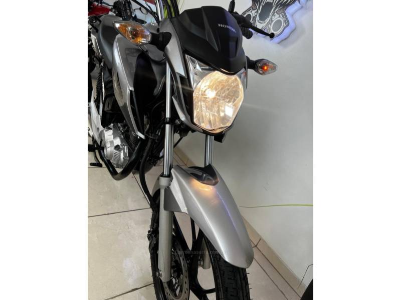 HONDA - CG 160 - 2023/2023 - Prata - R$ 18.900,00