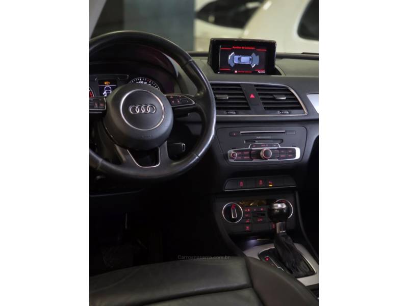 AUDI - Q3 - 2016/2017 - Branca - R$ 102.900,00