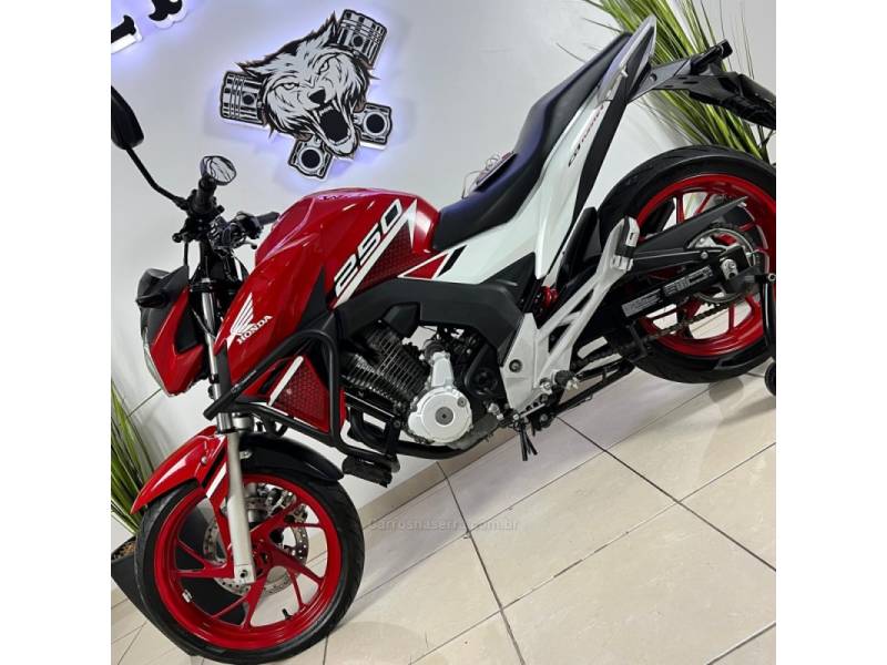 HONDA - CB 250F TWISTER - 2022/2022 - Vermelha - R$ 22.900,00