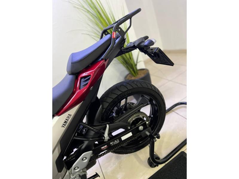 YAMAHA - FAZER - 2020/2020 - Vermelha - R$ 20.900,00