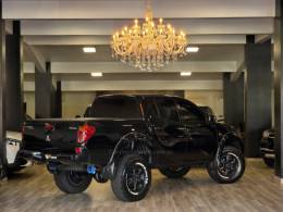 MITSUBISHI - L200 TRITON - 2011/2012 - Preta - R$ 94.900,00