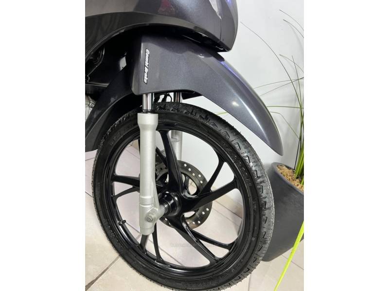HONDA - BIZ 125 - 2020/2020 - Cinza - R$ 15.900,00