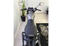 HONDA - CG 150 - 2009/2009 - Cinza - R$ 11.500,00