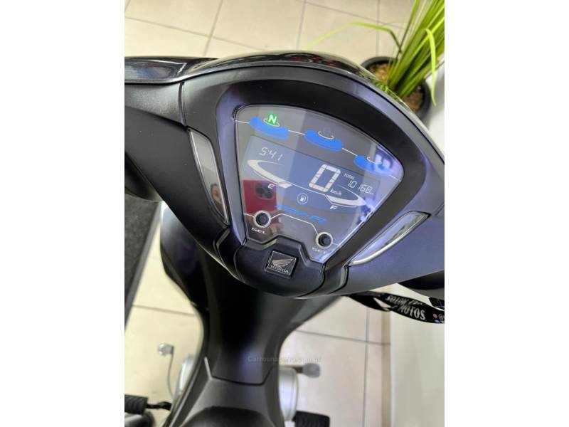 HONDA - BIZ 125 - 2020/2020 - Cinza - R$ 15.900,00