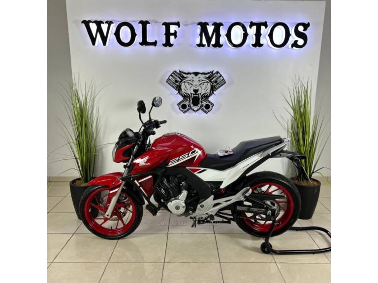 HONDA - CB 250F TWISTER - 2022/2022 - Vermelha - R$ 22.900,00