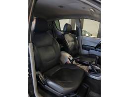 MITSUBISHI - L200 TRITON - 2011/2012 - Preta - R$ 94.900,00