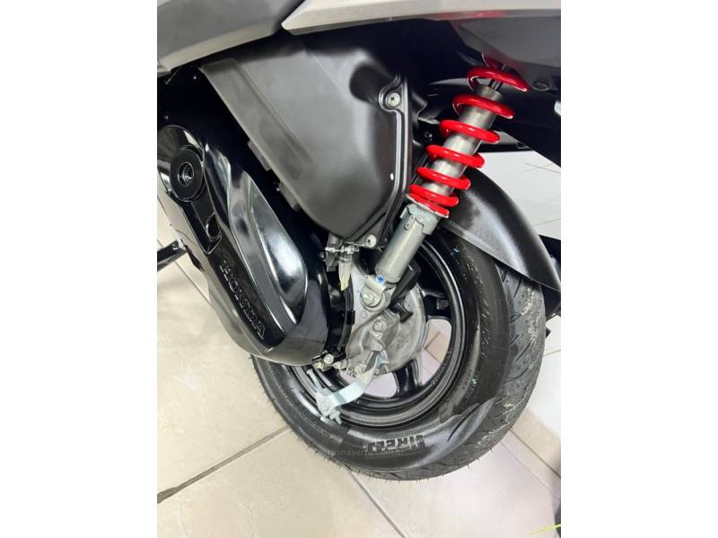 HONDA - ELITE - 2024/2025 - Prata - R$ 15.500,00