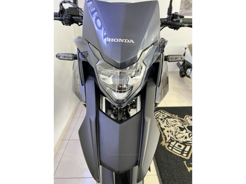 HONDA - XRE 300 - 2022/2022 - Cinza - R$ 30.900,00