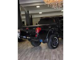 MITSUBISHI - L200 TRITON - 2011/2012 - Preta - R$ 94.900,00