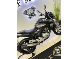 HONDA - CB 250F TWISTER - 2022/2022 - Cinza - R$ 21.900,00